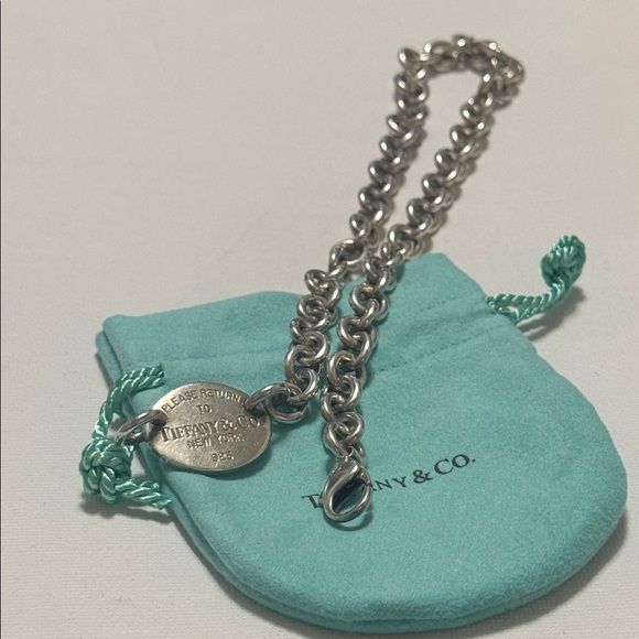 Please Return to Tiffany&Co. Choker 925 Sterling Silver 15’ Necklace W/ Pouch - Picture 13 of 17